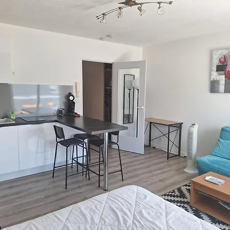 Lumineux Proche De La Avec Parking Couvert Privatif Apartamento La Rochelle (Charente-Maritime)