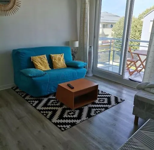 Lumineux Proche De La Avec Parking Couvert Privatif * Ла-Рошель