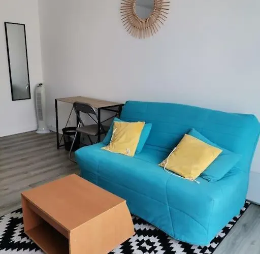 Lumineux Proche De La Avec Parking Couvert Privatif Апартаменты